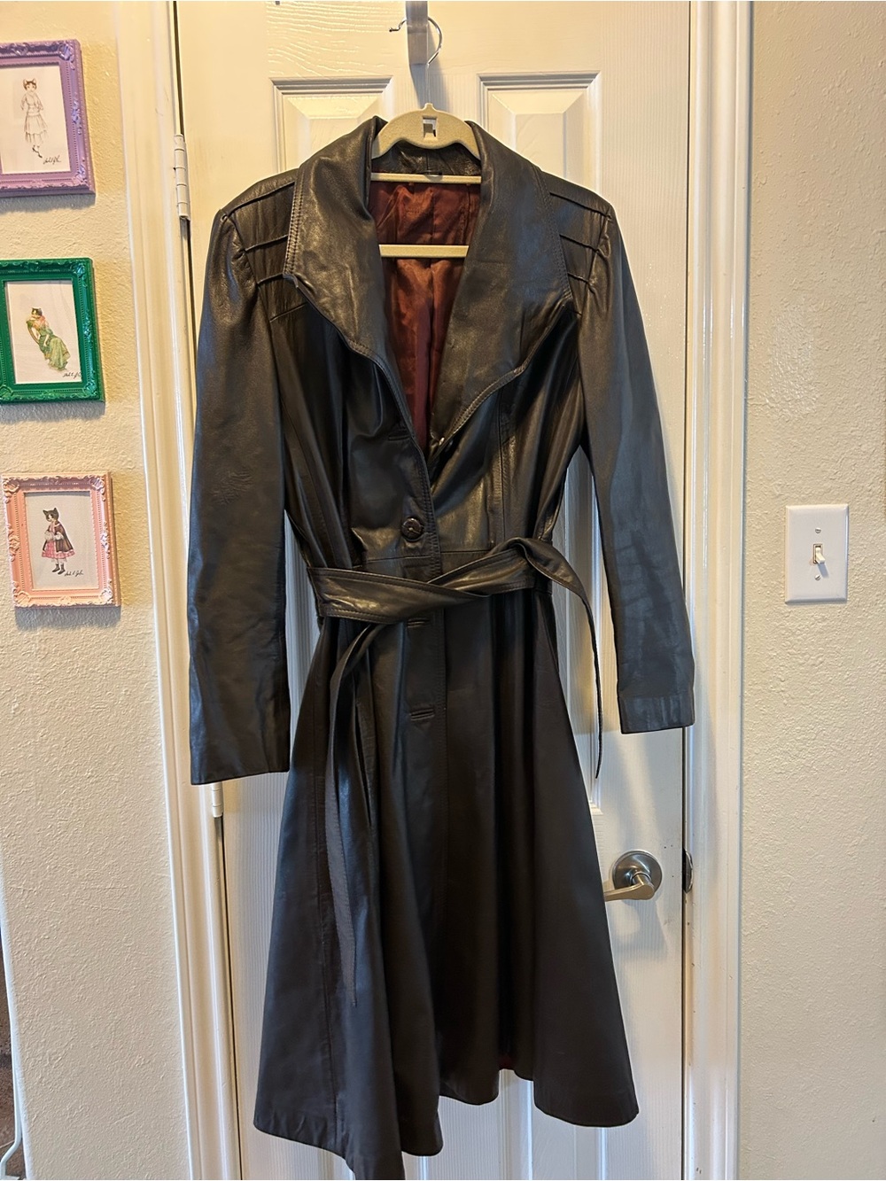 Wilson’s Leather Brown Leather Trench Coat with Pintuck Yoke and detailed back
